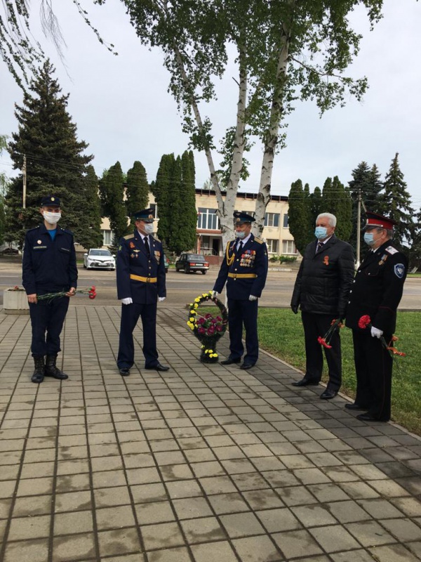 Память о подвиге бережно храним....